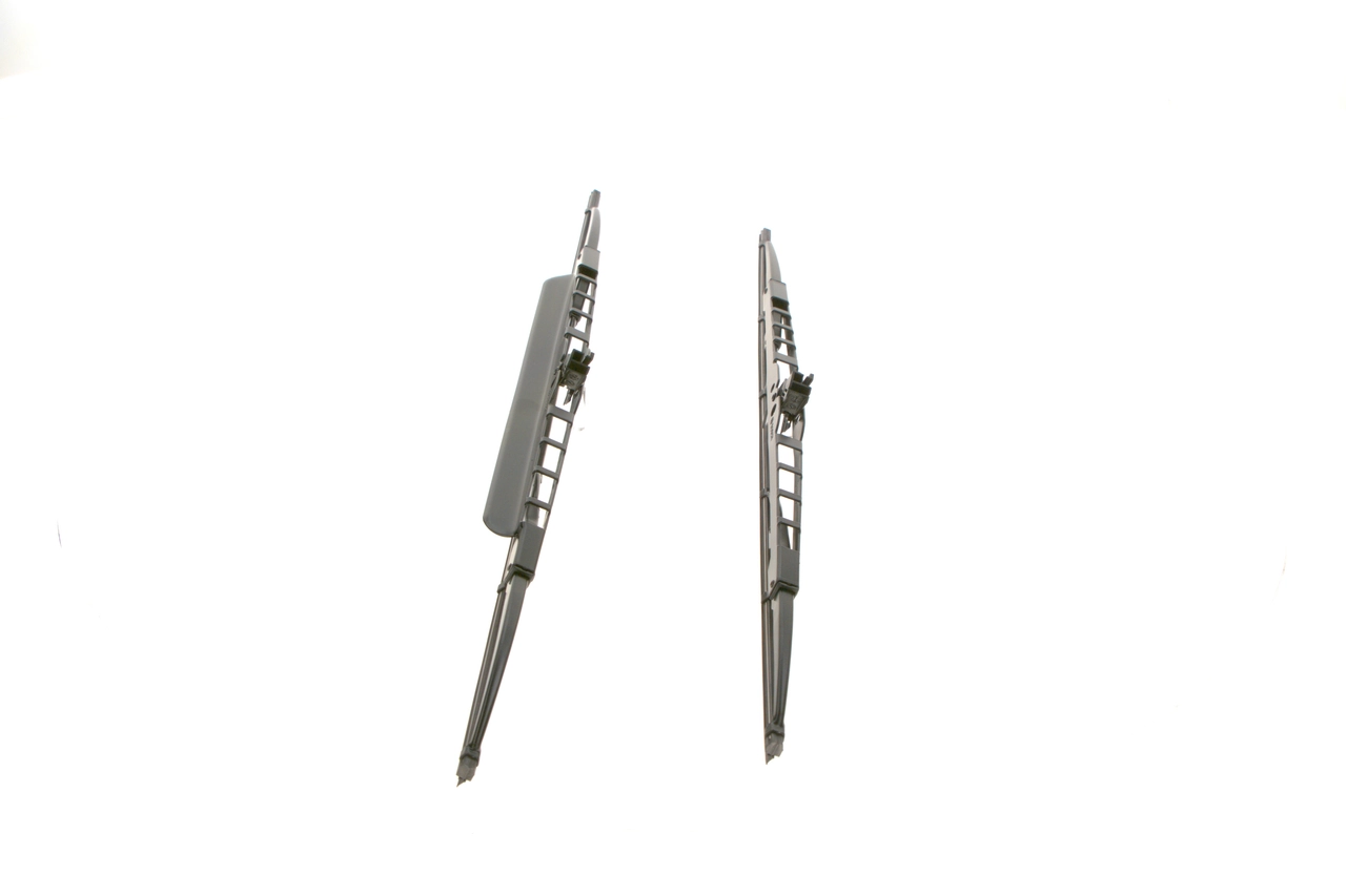 Щітка склоочисника лобового скла, водійська Bosch 3397001728