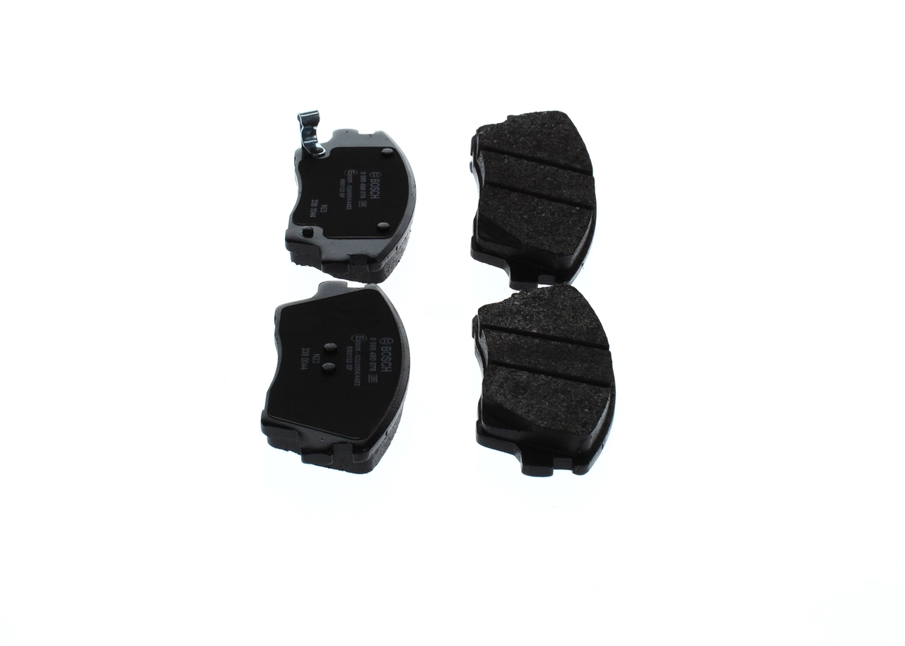 0986460076 Bosch Передні гальмівні колодки