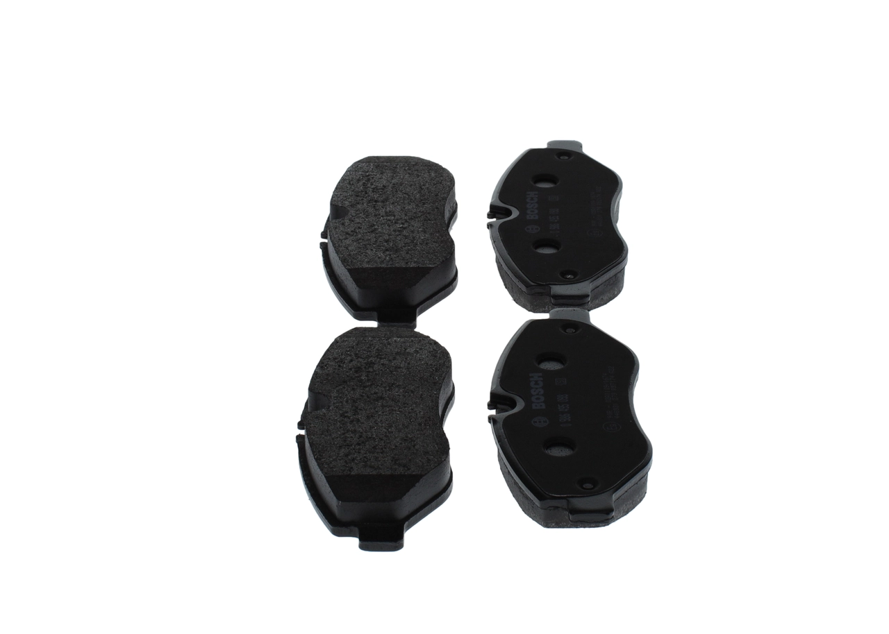Гальмівні колодки Bosch 0986495098 ціна, від 37.59 USD