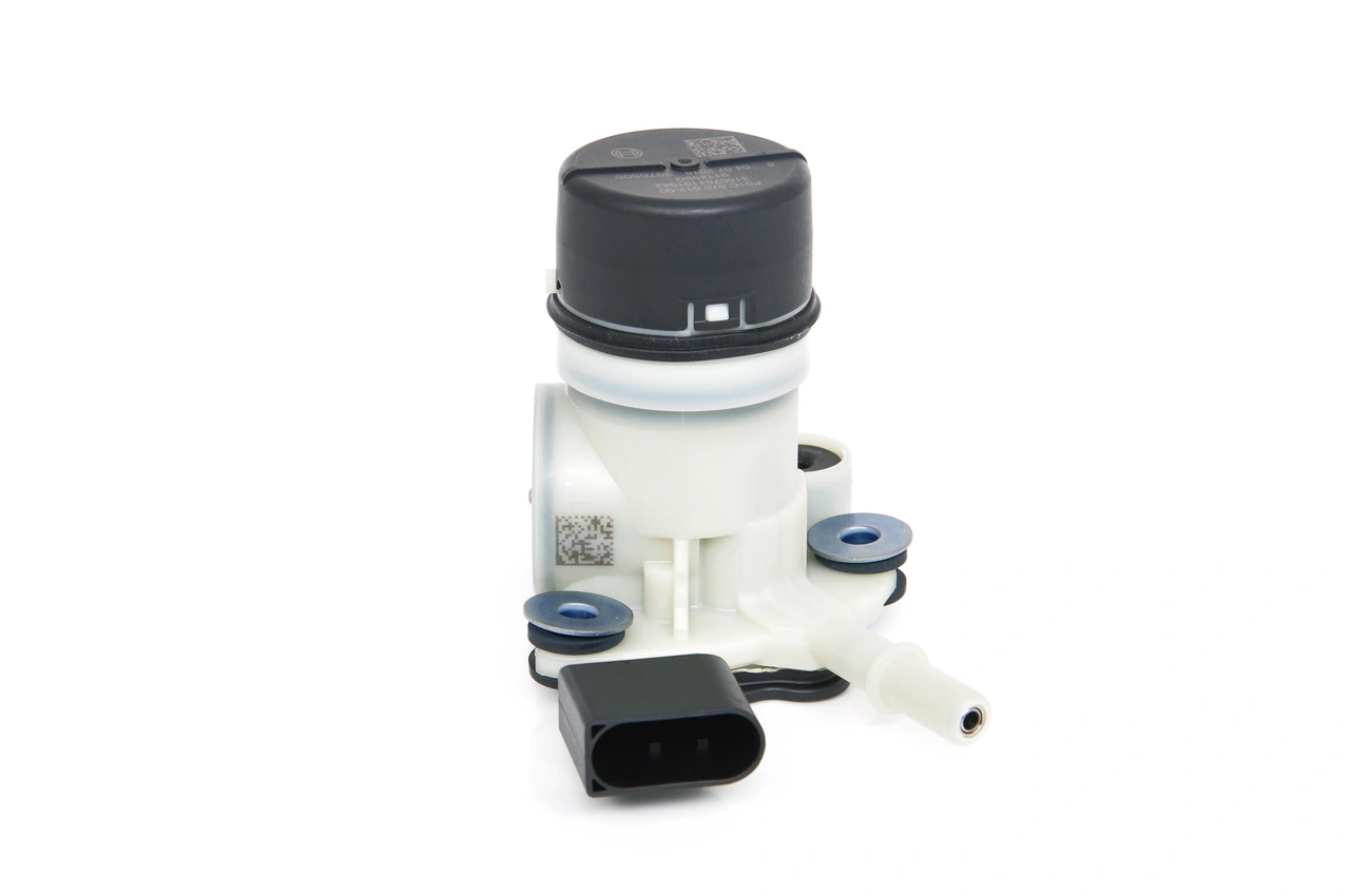 Купити F01C600266 Bosch Насос AD BLUE