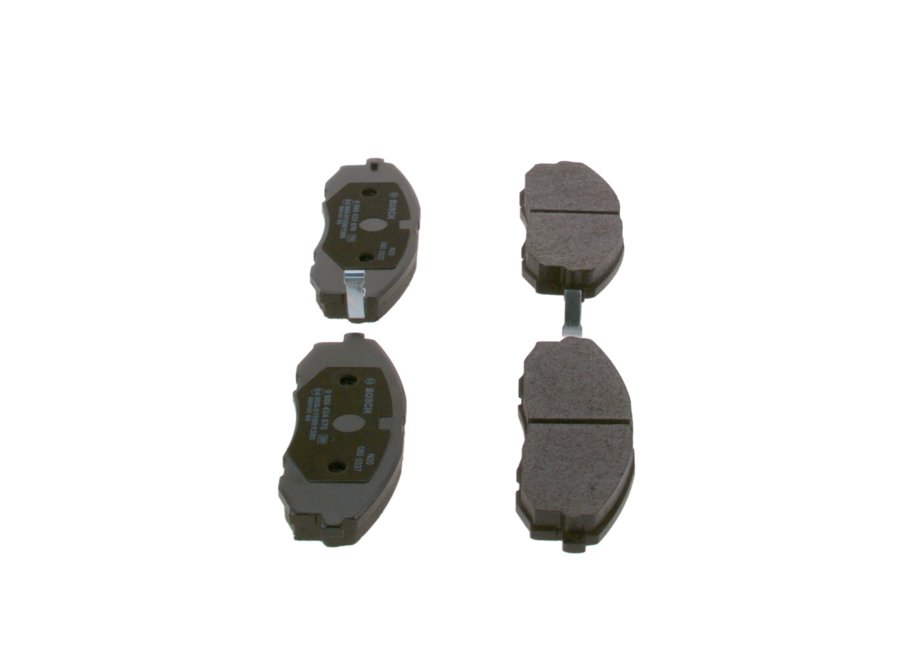 0986424670 Bosch Передні гальмівні колодки