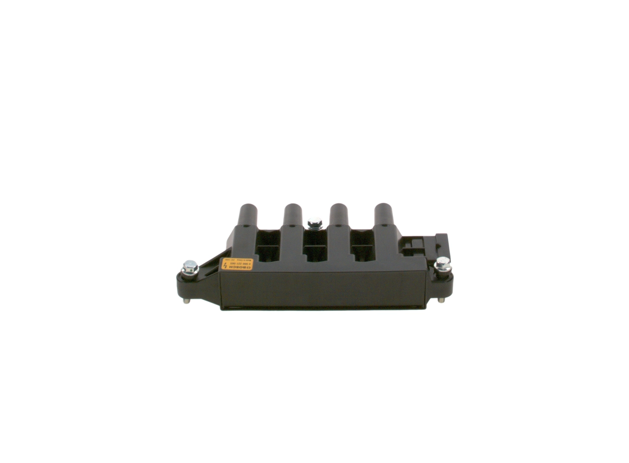 Котушка запалювання Bosch 0986221065 ціна, від 47.55 USD
