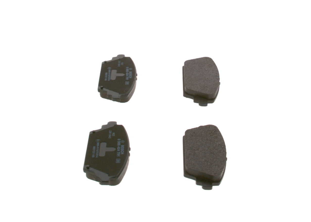 0986424791 Bosch Передні гальмівні колодки