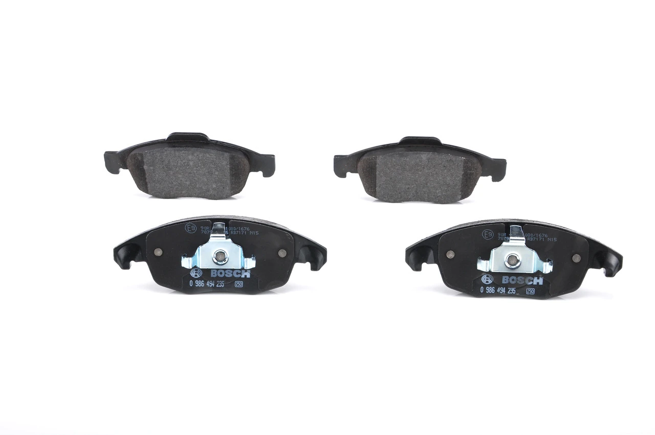 Передні тормозні колодки 0986494235 Bosch