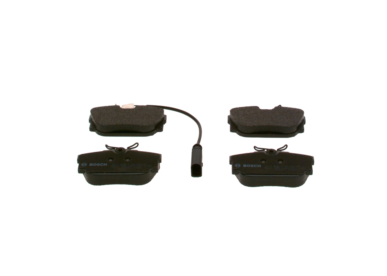 Задні гальмівні колодки Bosch 0986494051 ціна, від 25.84 USD