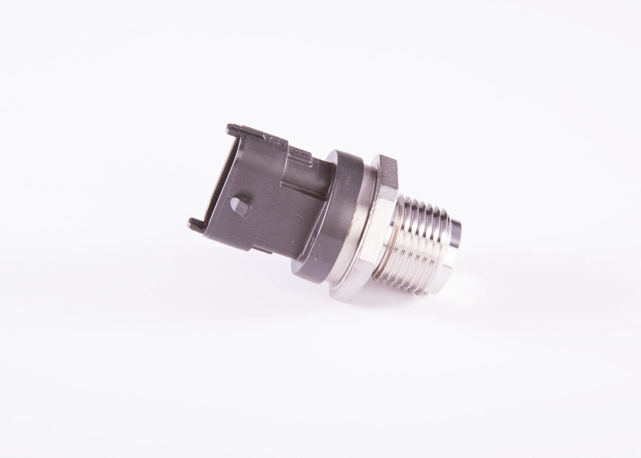 Купити 0281006053 Bosch Датчик тиску палива