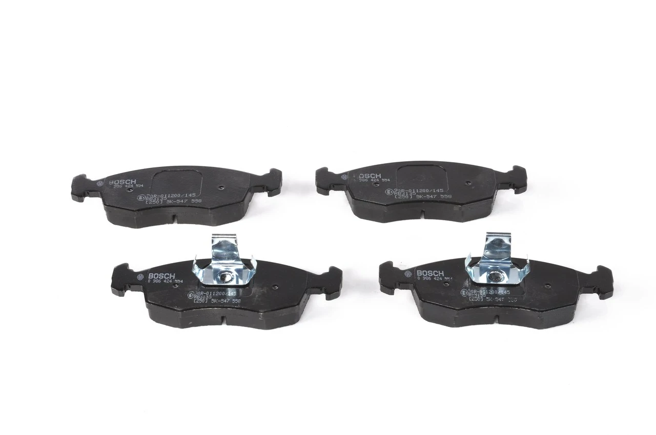 0986424554 Bosch Передні гальмівні колодки
