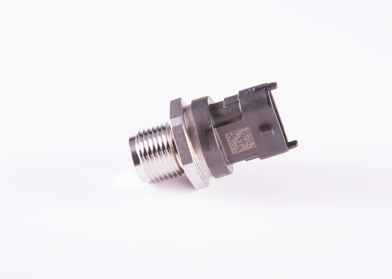 Купити 0281006158 Bosch Датчик тиску палива
