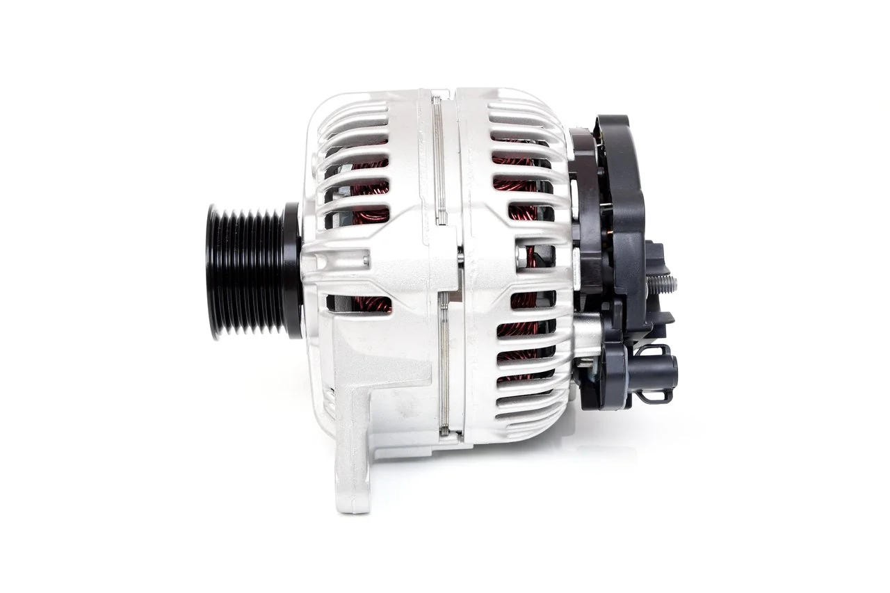 Генератор Bosch 1986A00513 ціна, від 167.60 USD