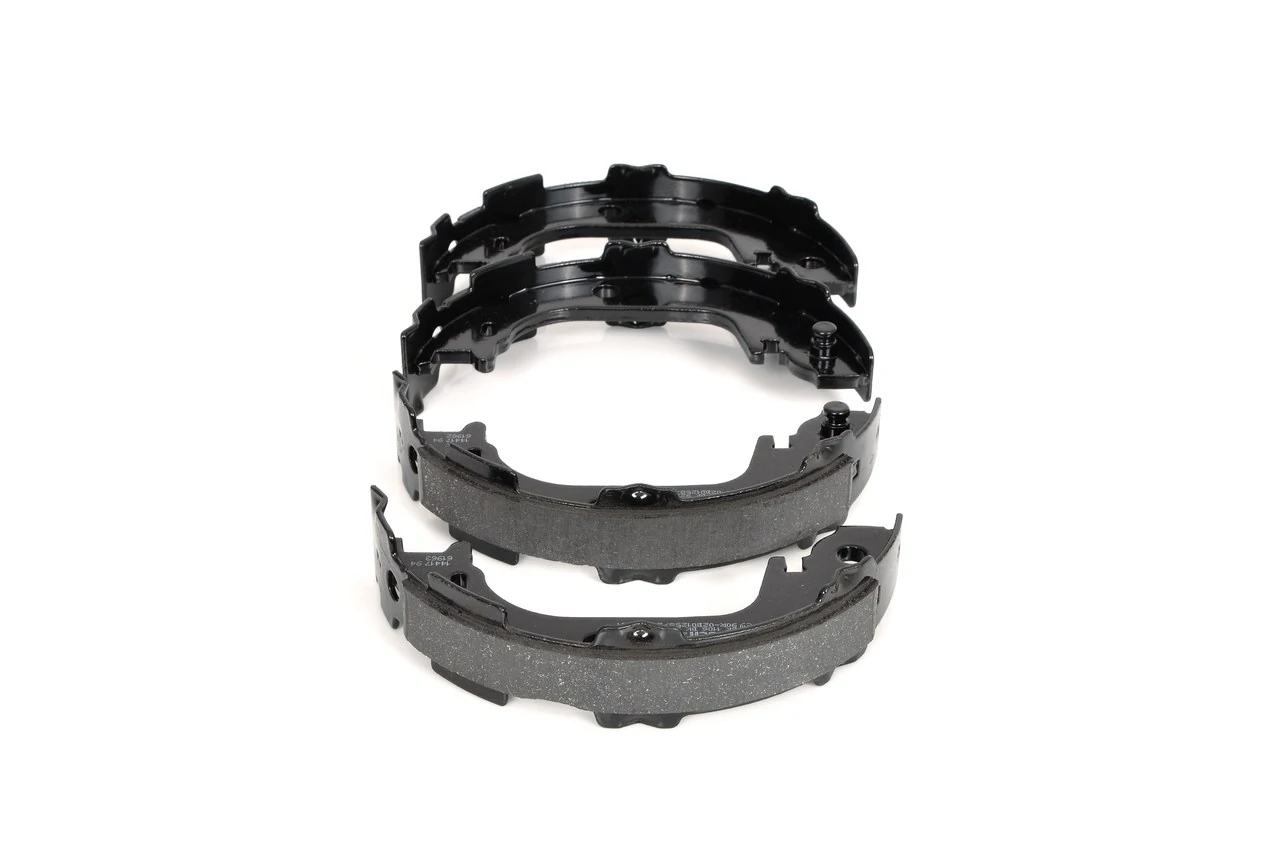 Колодки ручника / стоянкового гальма Bosch 0986487946 ціна, від 37.70 USD