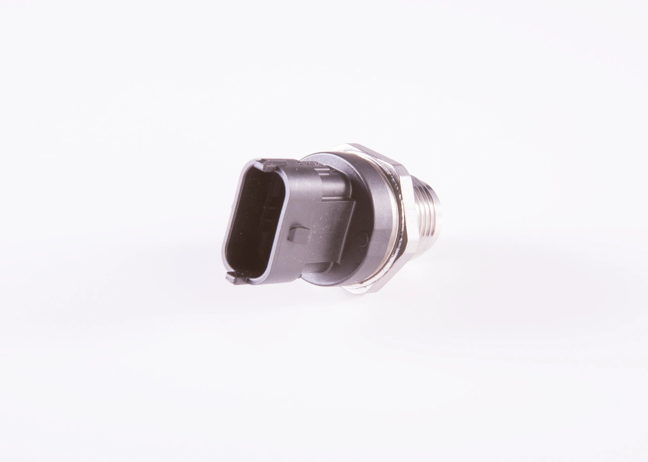 Купити 0281002908 Bosch Датчик тиску палива