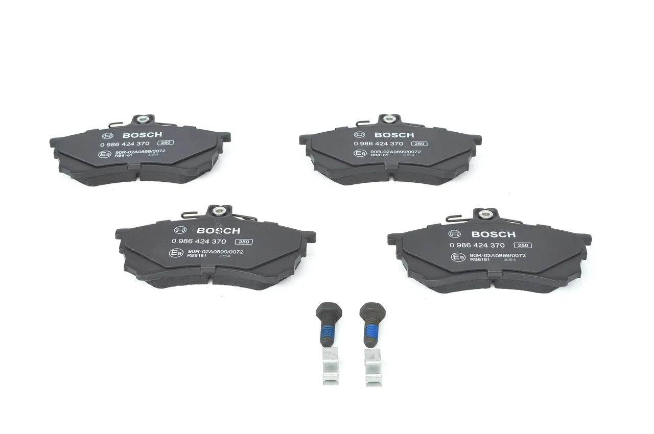 0986424370 Bosch Передні гальмівні колодки