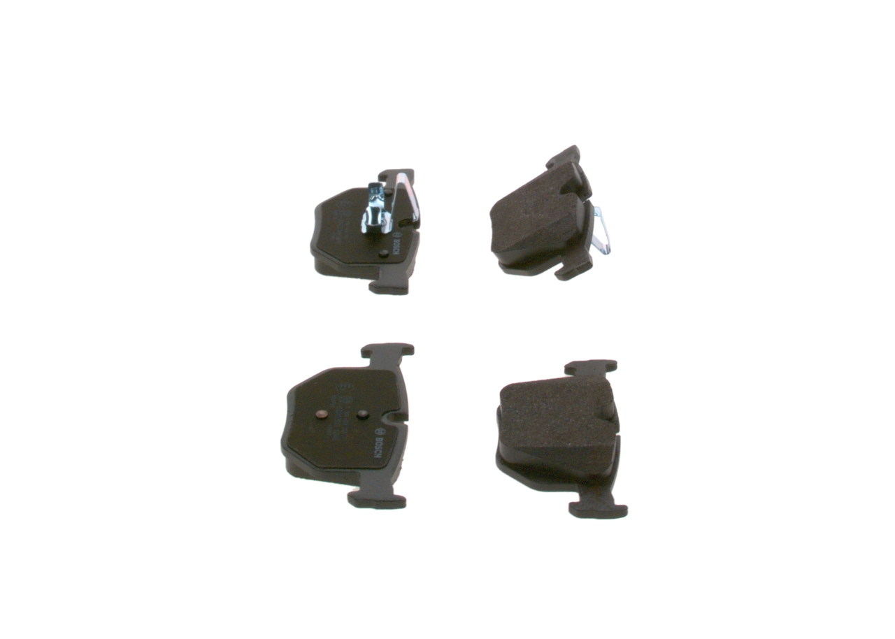 Задні гальмівні колодки Bosch 0986424766 ціна, від 36.66 USD
