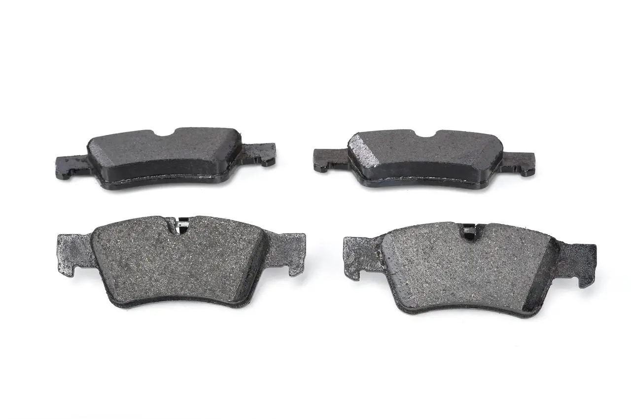 Задні гальмівні колодки Bosch 0986494256 ціна, від 44.08 USD