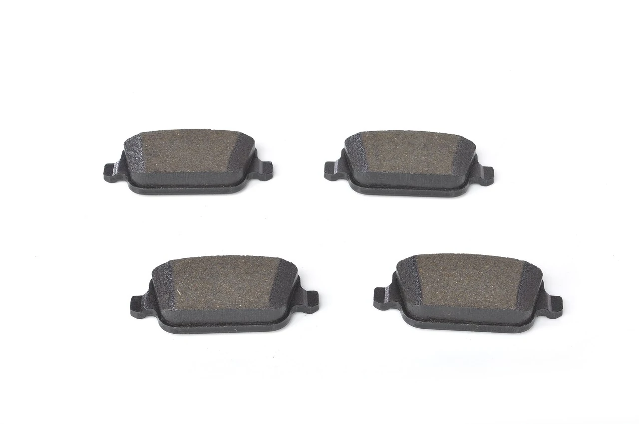 Задні гальмівні колодки Bosch 0986494214 ціна, від 27.54 USD