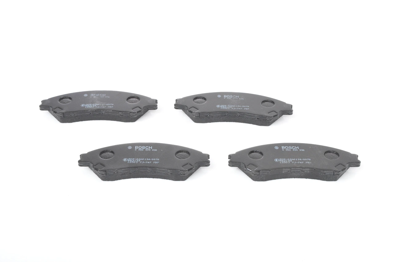 Передні тормозні колодки 0986494936 Bosch