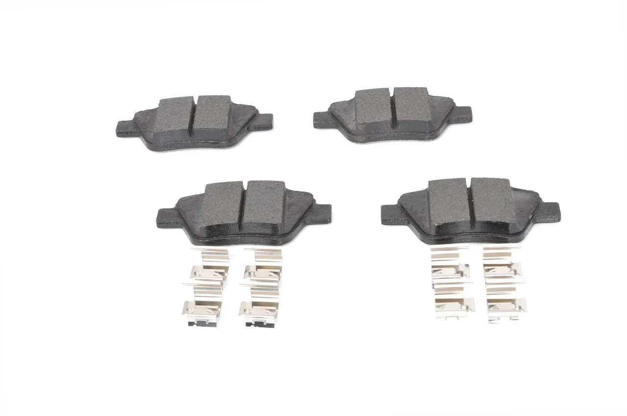 Задні гальмівні колодки Bosch 0986494643 ціна, від 31.51 USD
