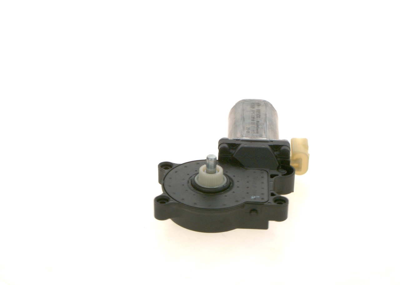 Мотор склопідйомника дверей передніх, лівих Bosch 0130821992 ціна, від 28.35 USD