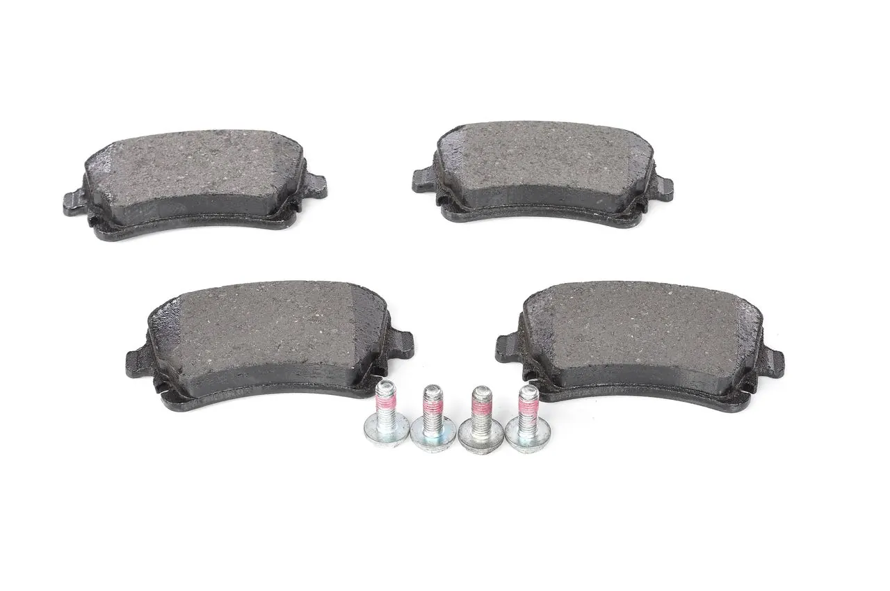 Задні гальмівні колодки Bosch 0986494303 ціна, від 31.29 USD