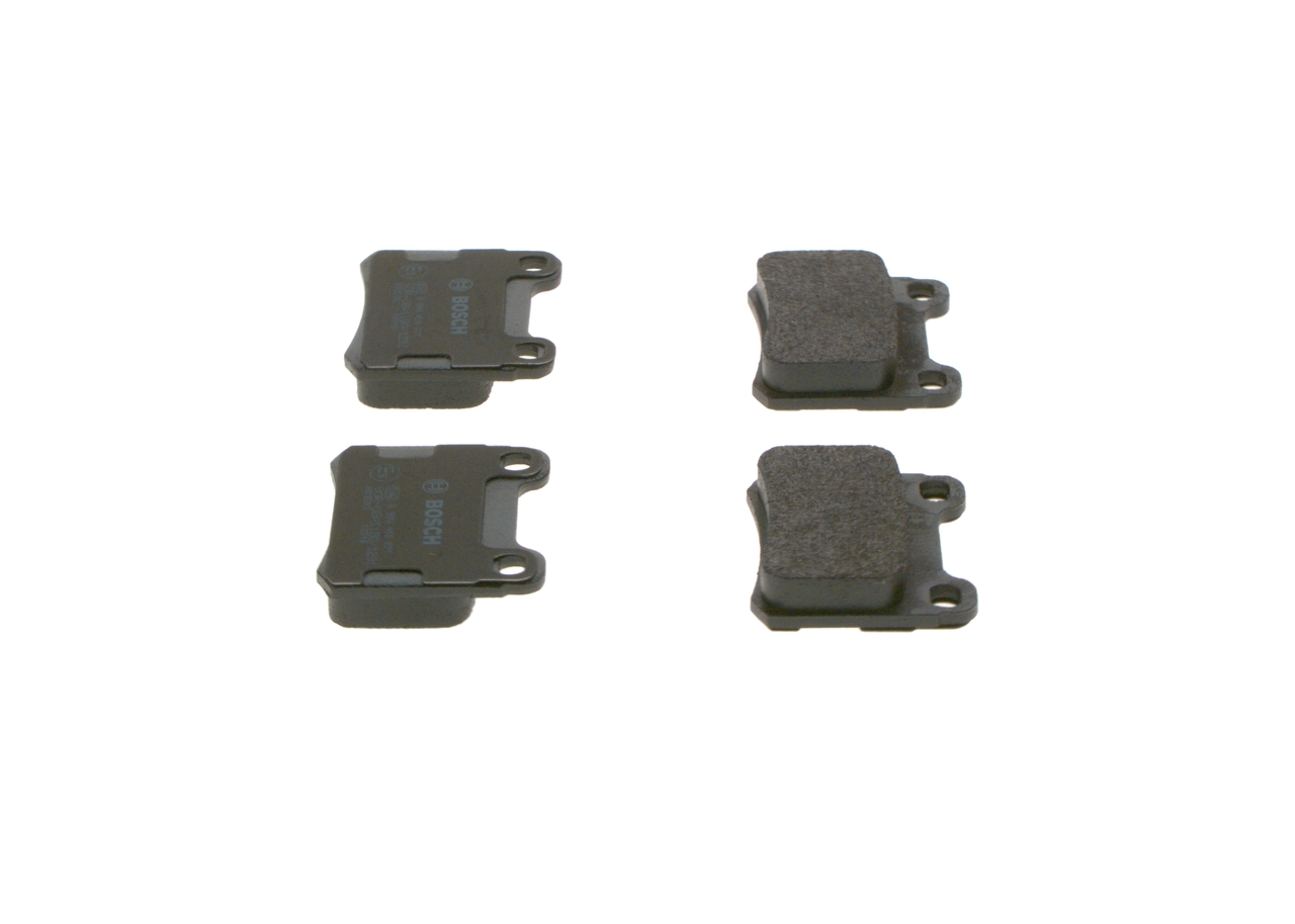 Задні гальмівні колодки Bosch 0986466871 ціна, від 11.60 USD