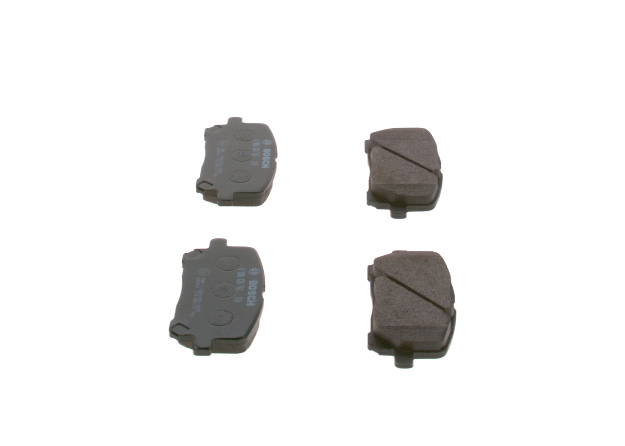 0986424761 Bosch Передні гальмівні колодки