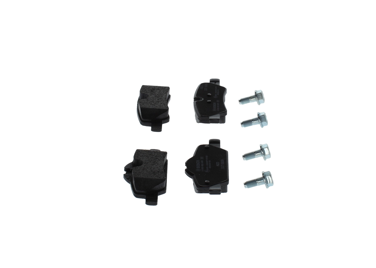Задні гальмівні колодки Bosch 0986495400 ціна, від 40.21 USD