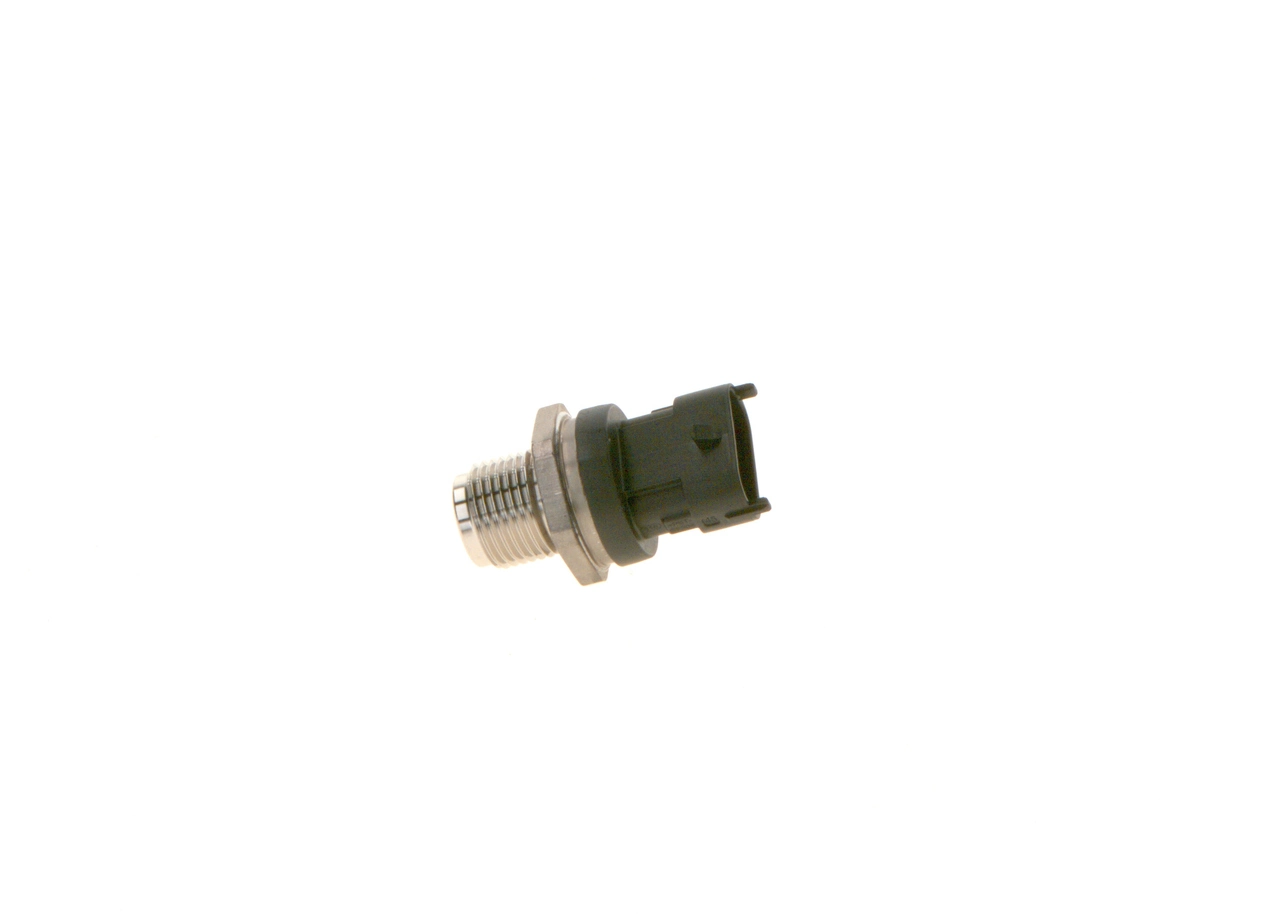 Датчик тиску палива Bosch 0281006086 ціна, від 59.19 USD