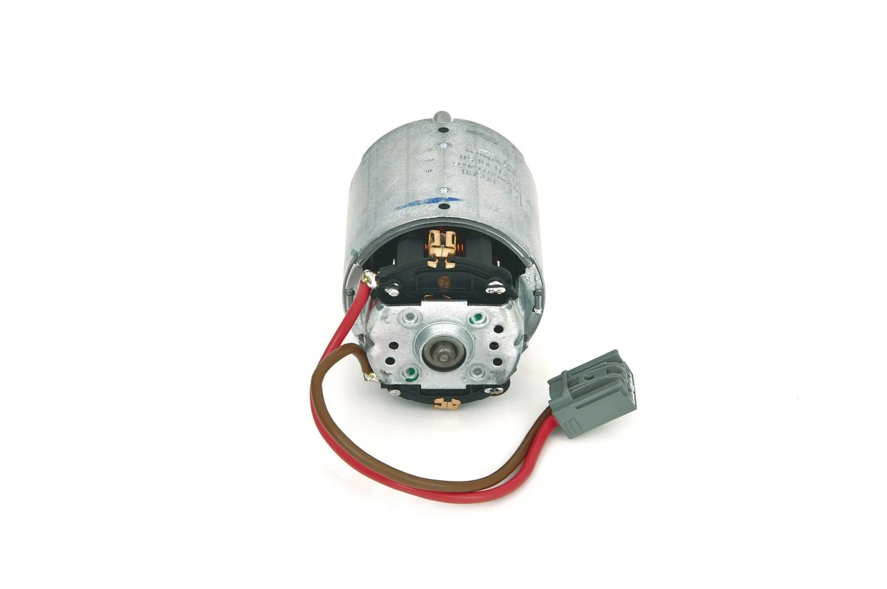 0130101511 Bosch Електромотор пічки