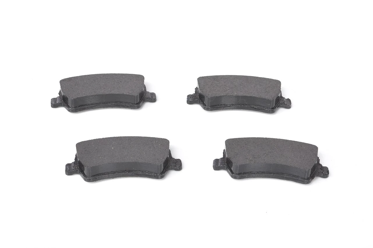 Задні гальмівні колодки Bosch 0986494248 ціна, від 32.04 USD