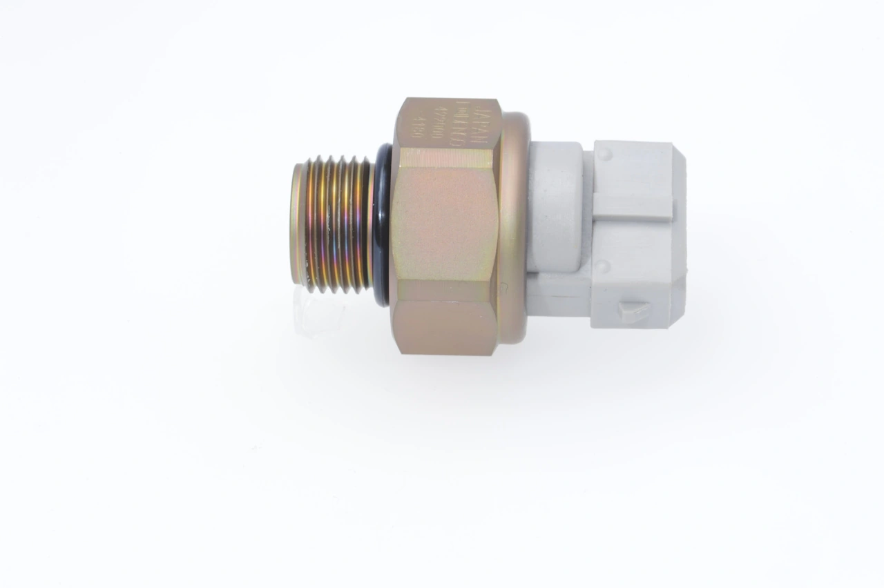 Розпилювач дизельної форсунки Bosch 0433175386 ціна, від 55.60 USD