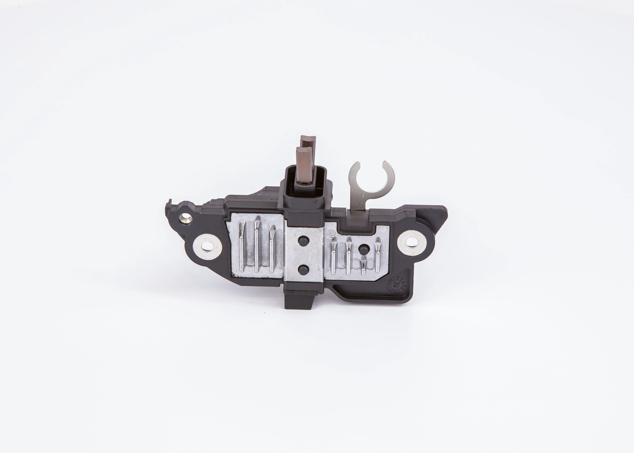 Купити 1986AE0110 Bosch Реле регулятор напруги генератора