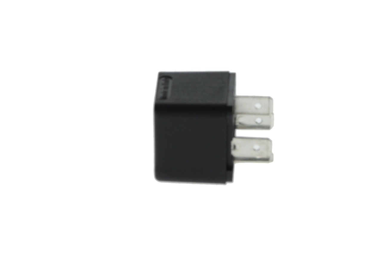 Реле обігріву заднього скла Bosch 0986332201 ціна, від 6.98 USD
