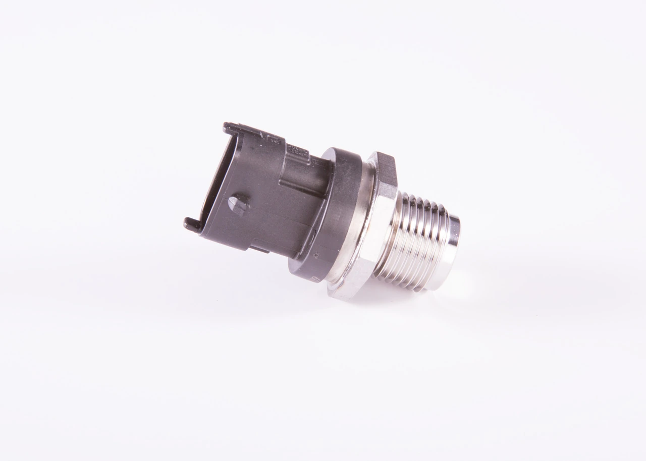 Датчик тиску палива Bosch 0281006158 ціна, від 36.71 USD