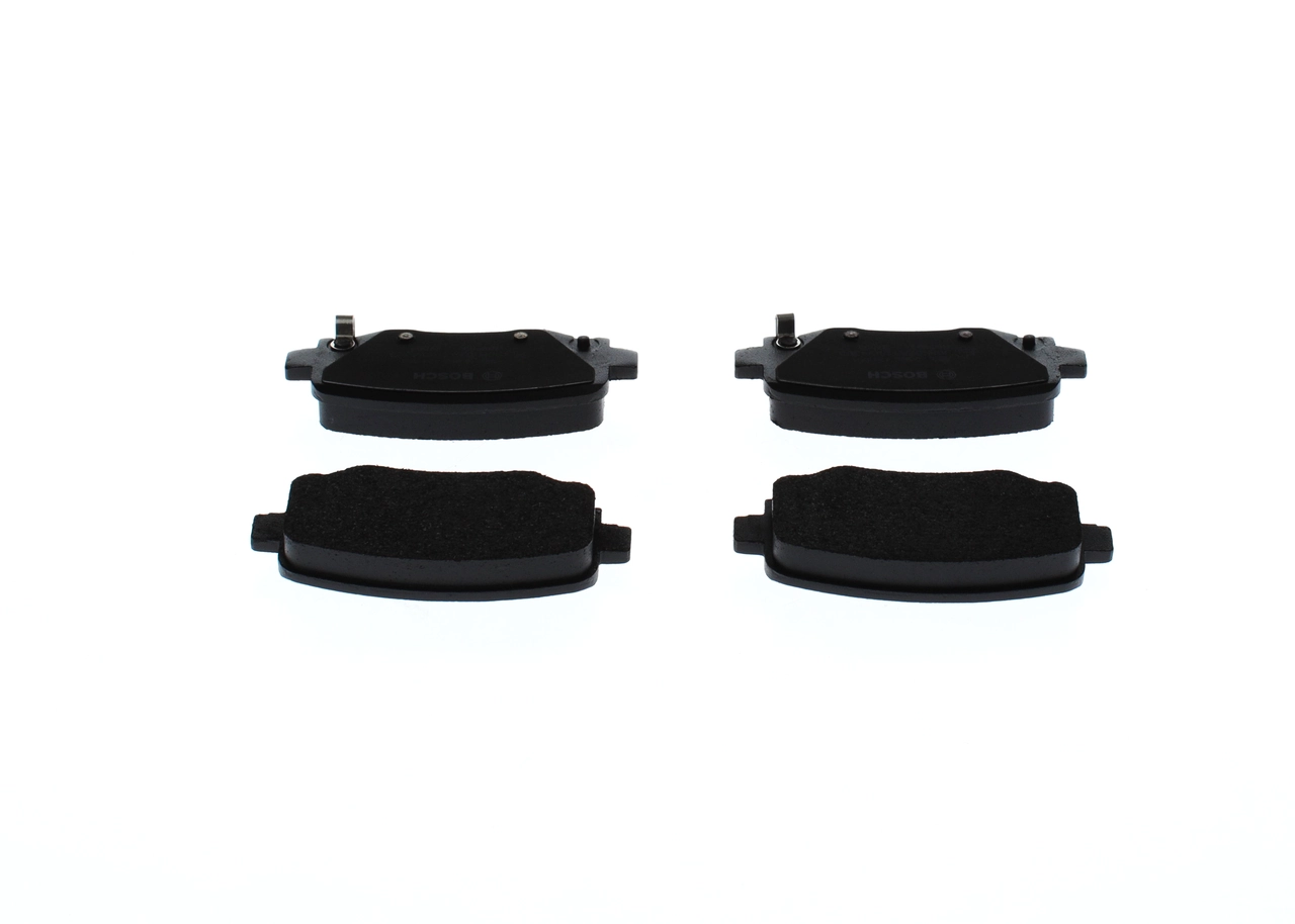 Задні гальмівні колодки Bosch 0986424961 ціна, від 43.32 USD
