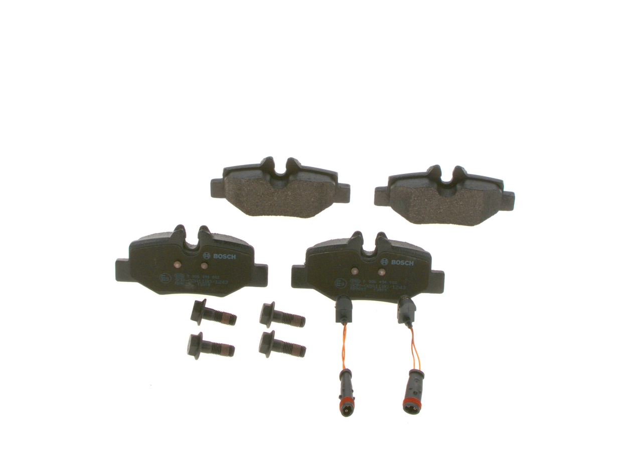 Задні гальмівні колодки Bosch 0986494082 ціна, від 34.43 USD