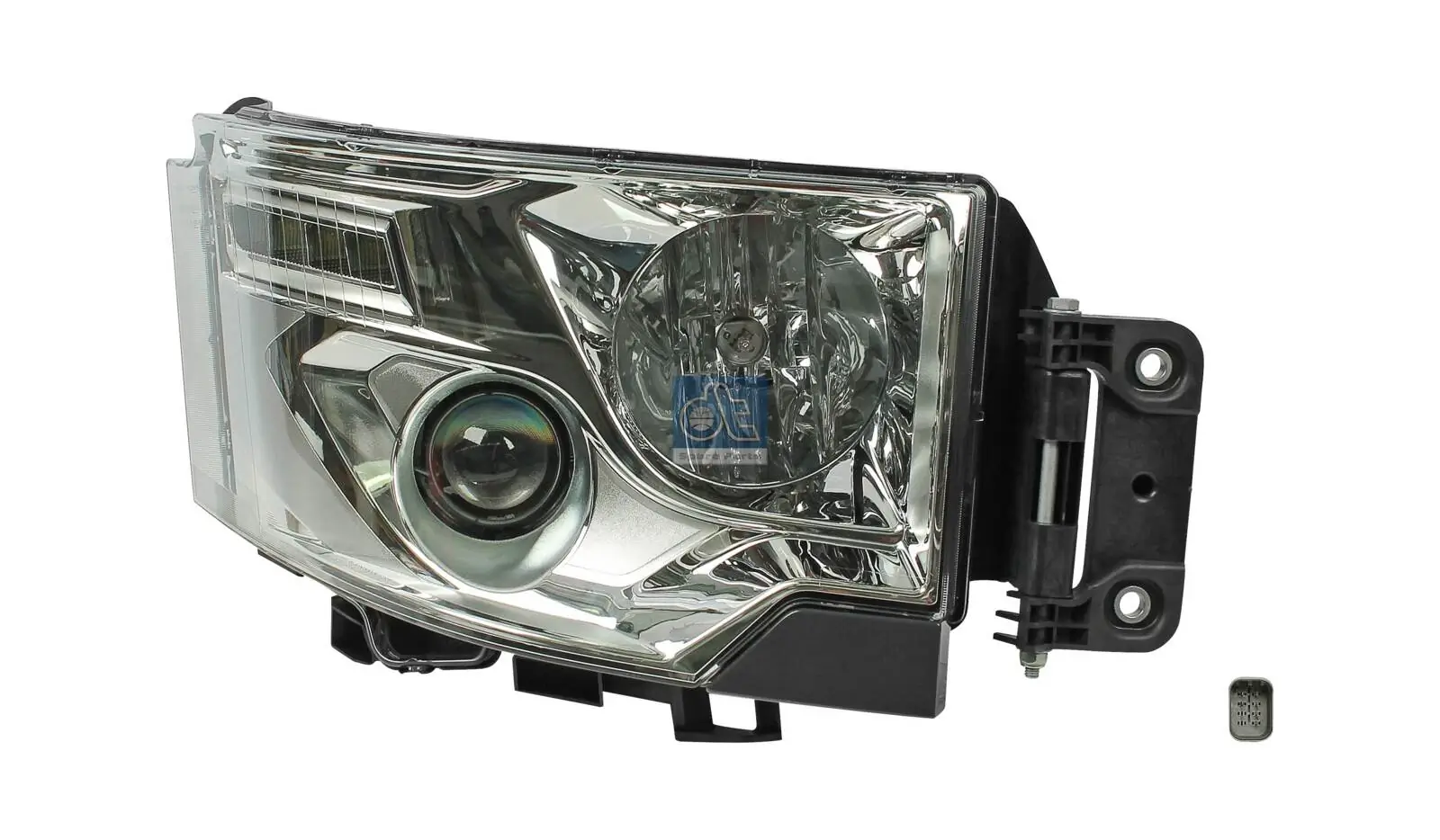 Фара правая Renault (RVI) 7482622272 ціна, від 257.86 USD