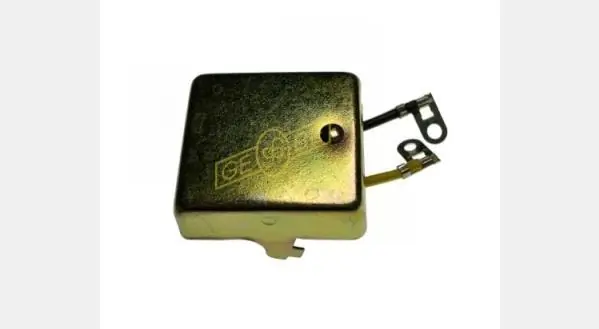 Реле-регулятор (напруги) на Opel Calibra  85