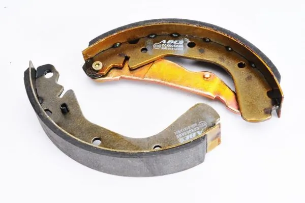 Колодки гальмові задні, барабанні ABE C0X005ABE ціна, від 13.94 USD