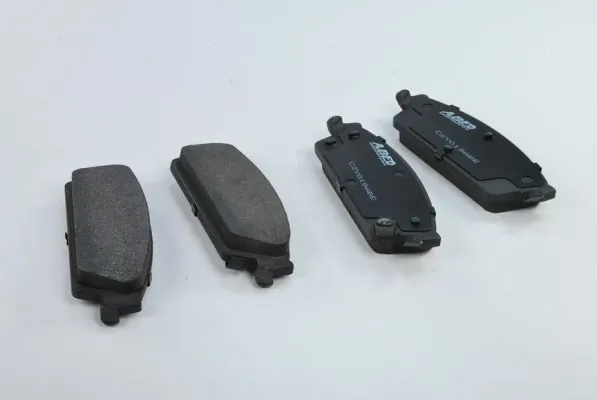 Задні гальмівні колодки 1310119400 R1 Concepts