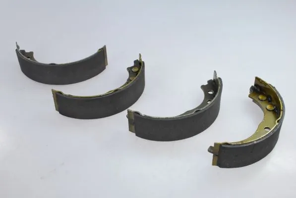 Колодки ручника / стоянкового гальма ABE CRP002ABE ціна, від 18.27 USD