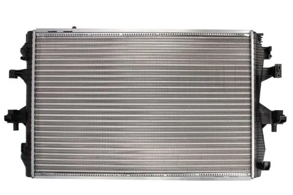 D7W062TT Thermotec Радіатор охолодження двигуна
