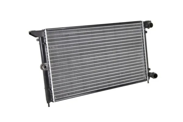 D7W040TT Thermotec Радіатор охолодження двигуна