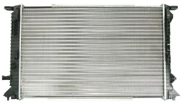 D7A040TT Thermotec Радіатор охолодження двигуна