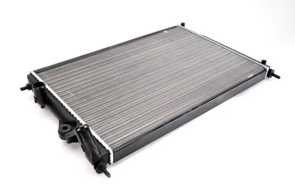 D7R035TT Thermotec Радіатор охолодження двигуна