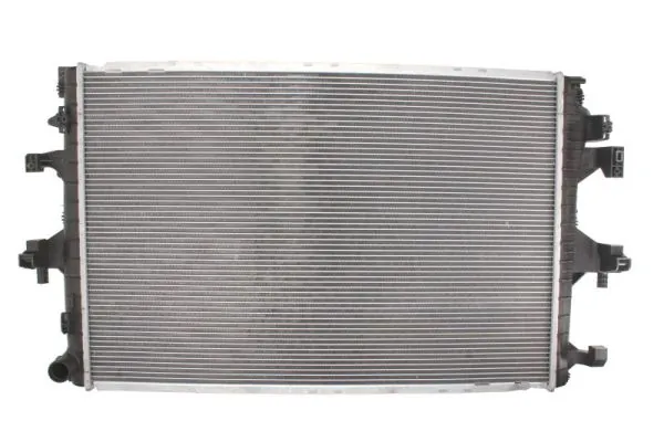 D7W069TT Thermotec Радіатор охолодження двигуна