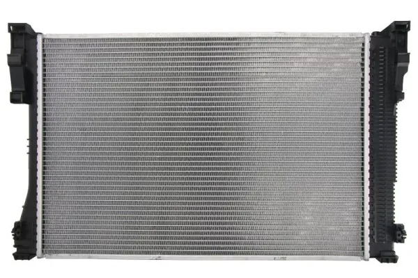 D7M016TT Thermotec Радіатор охолодження двигуна