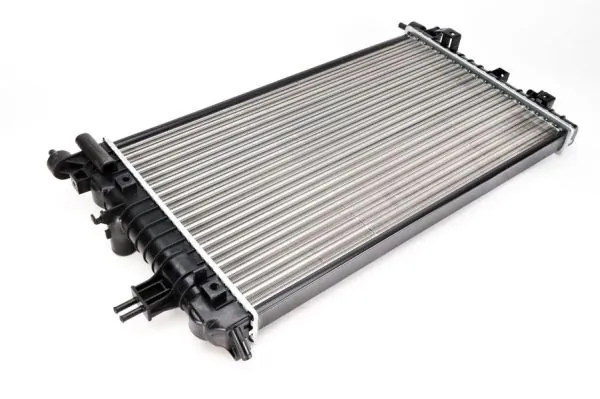 D7X055TT Thermotec Радіатор охолодження двигуна