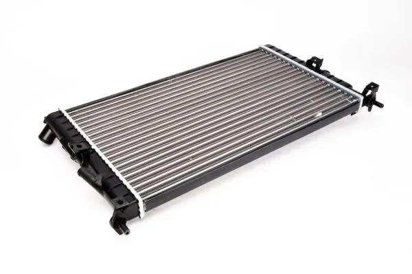 D7X015TT Thermotec Радіатор охолодження двигуна