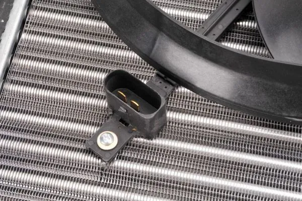 Радіатор основний Skoda Fabia I універсал (6Y5) (2000 - 2007) ціна, від 49.13 USD