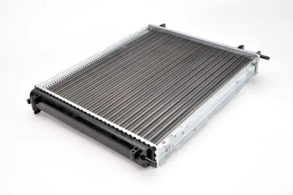 D7R027TT Thermotec Радіатор охолодження двигуна
